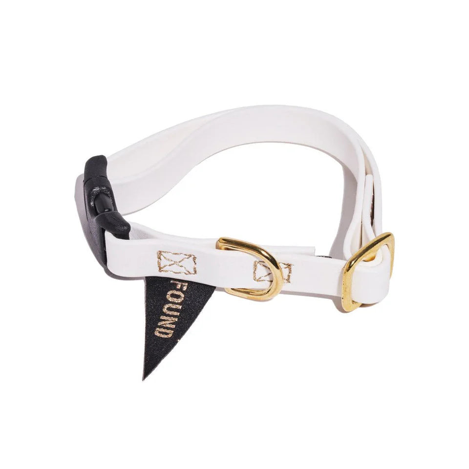 FMA water resistant collar white